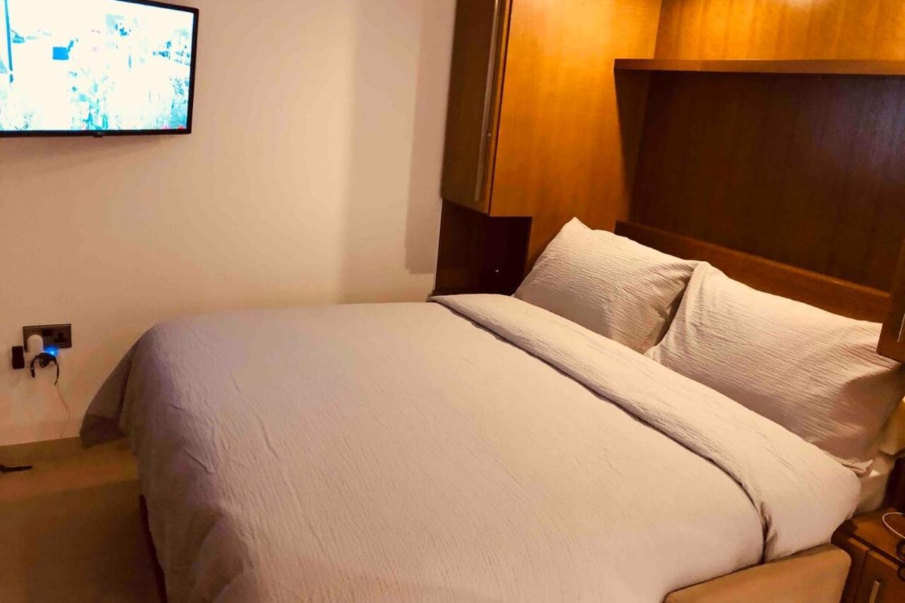 Westone Suite710-Hosted By Sweetstay Gibraltar Exterior foto